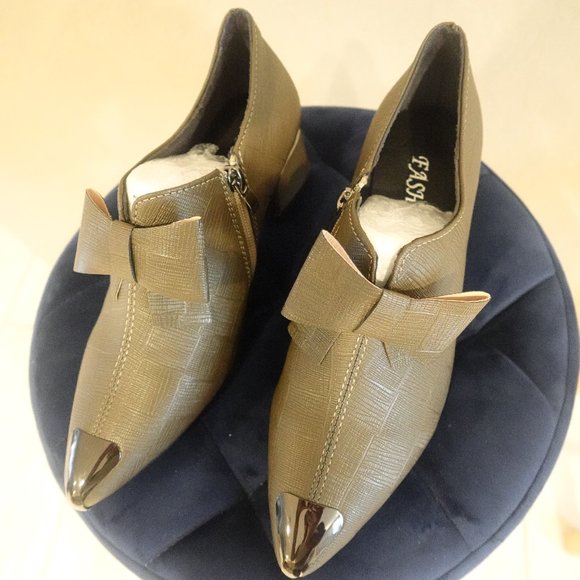 Women's Point Toe Chunky Heeled shoes. Army Green Size 37 Uk, 6 US. - Picture 1 of 2